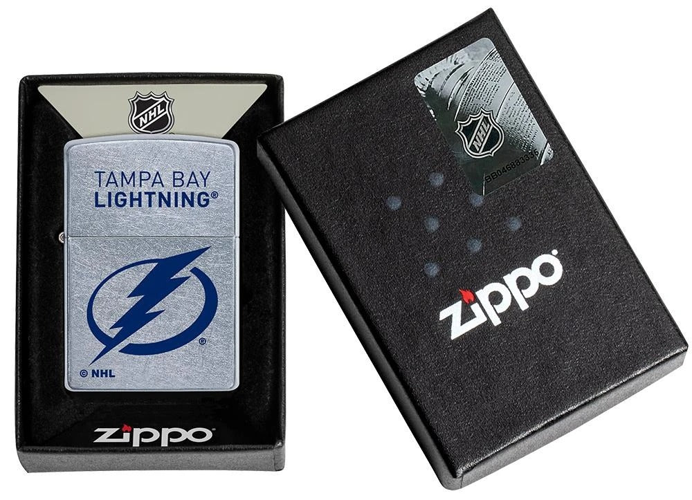 Zippo NHL Tampa Bay Lightning, Street Chrome Finish Windproof Lighter #49385